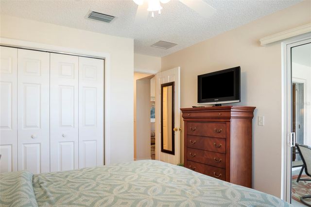 17070 SE 91ST LEE AVENUE, The Villages, FL 32162