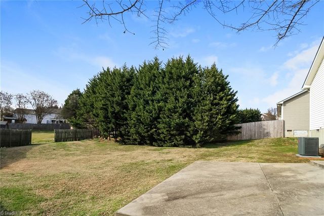 490 Mae Stone Drive, Kernersville, NC 27284