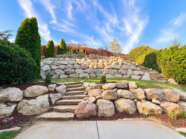 1918 W WOODVIEW DR, Lehi, UT 84048