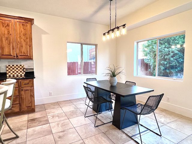 1918 W WOODVIEW DR, Lehi, UT 84048
