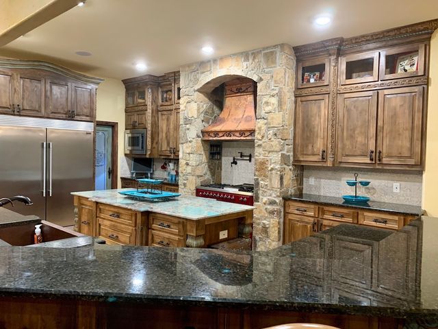 9700 Lark Lane, Fort Worth, TX 76179