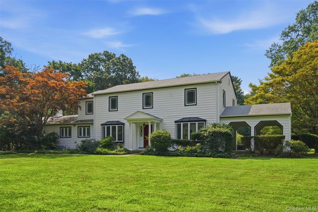 897 Ripley Lane, Muttontown, NY 11771