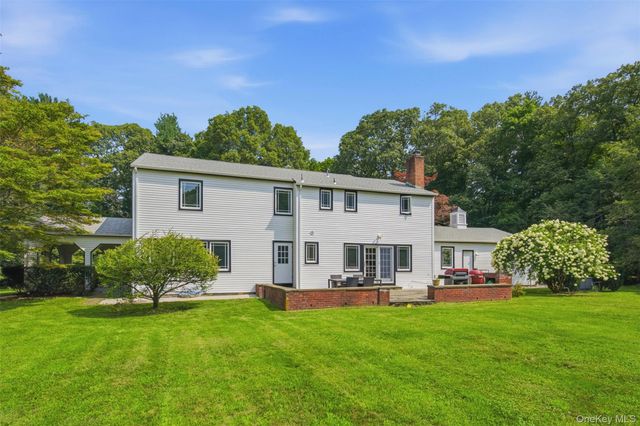 897 Ripley Lane, Muttontown, NY 11771