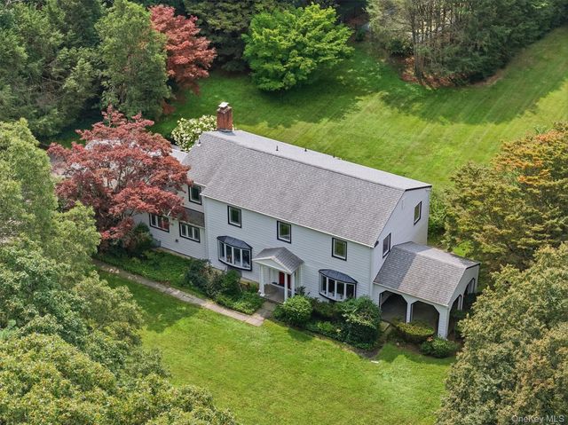 897 Ripley Lane, Muttontown, NY 11771