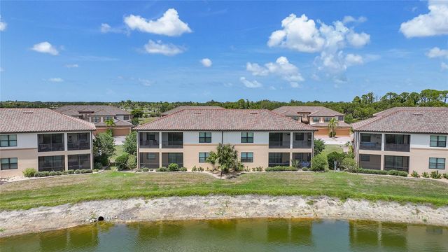 20071 RAGAZZA CIRCLE 101, Venice, FL 34293