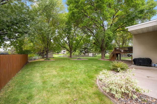 7476 Jeffery Lane S, Cottage Grove, MN 55016