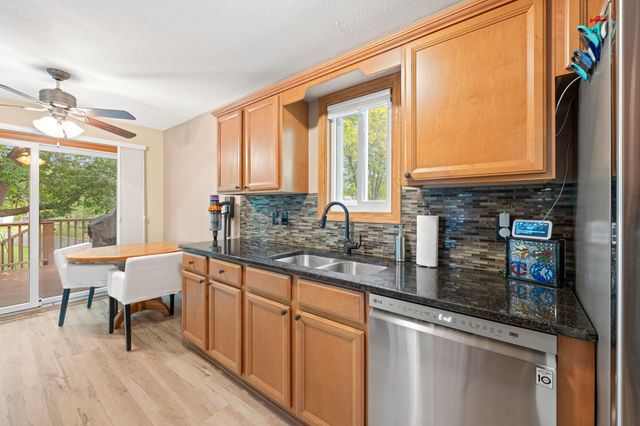 7476 Jeffery Lane S, Cottage Grove, MN 55016