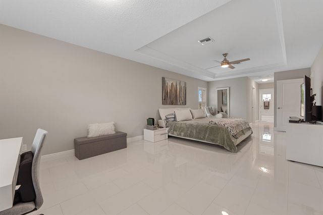 2143 SE 137th Way, Okeechobee, FL 34974