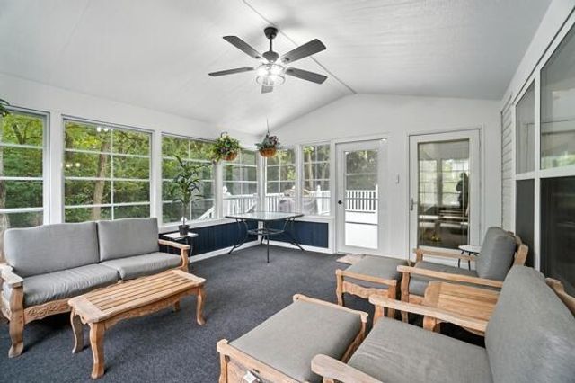 1899 Creeks Crossing Court, Grove City, OH 43123