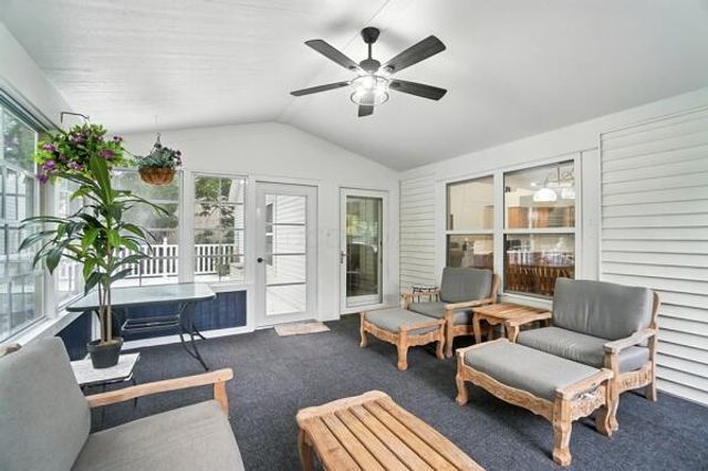 1899 Creeks Crossing Court, Grove City, OH 43123