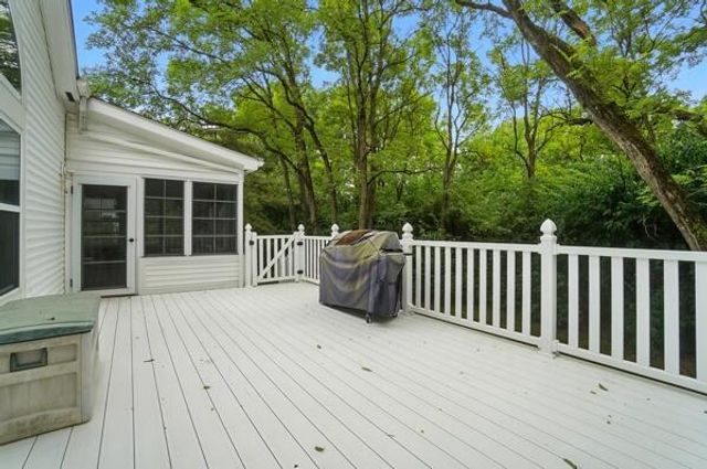 1899 Creeks Crossing Court, Grove City, OH 43123