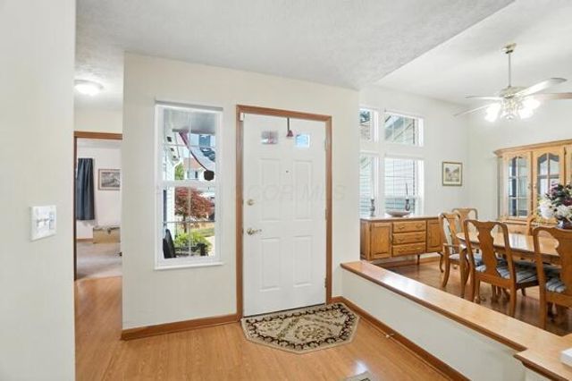 1899 Creeks Crossing Court, Grove City, OH 43123