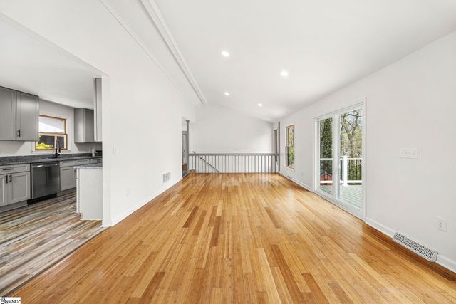 22 E. Indian Trail, Taylors, SC 29687