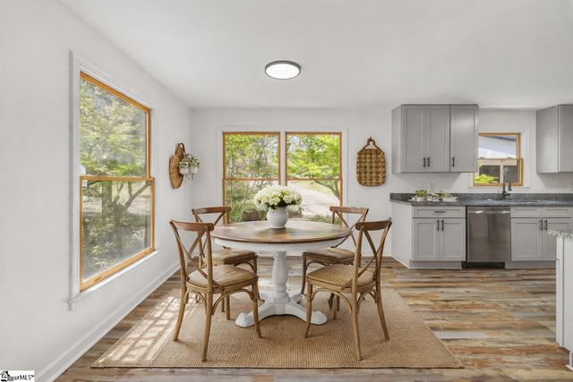 22 E. Indian Trail, Taylors, SC 29687