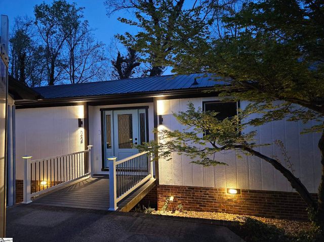 22 E. Indian Trail, Taylors, SC 29687