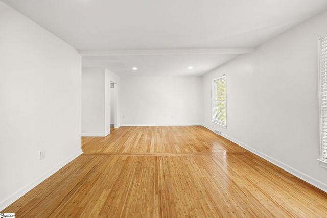 22 E. Indian Trail, Taylors, SC 29687