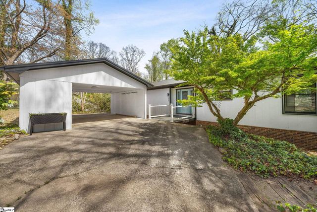 22 E. Indian Trail, Taylors, SC 29687