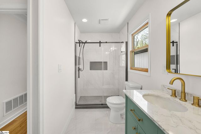 22 E. Indian Trail, Taylors, SC 29687