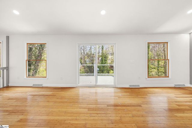 22 E. Indian Trail, Taylors, SC 29687