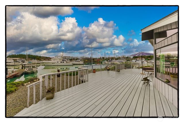 858 Kalispell Drive, La Conner, WA 98257