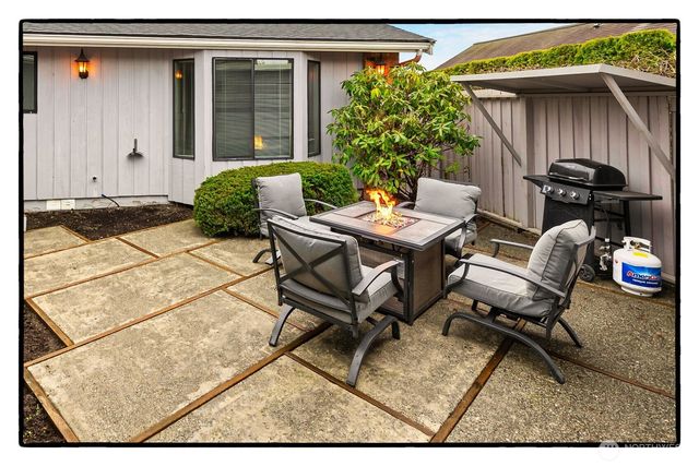 858 Kalispell Drive, La Conner, WA 98257