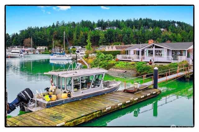 858 Kalispell Drive, La Conner, WA 98257