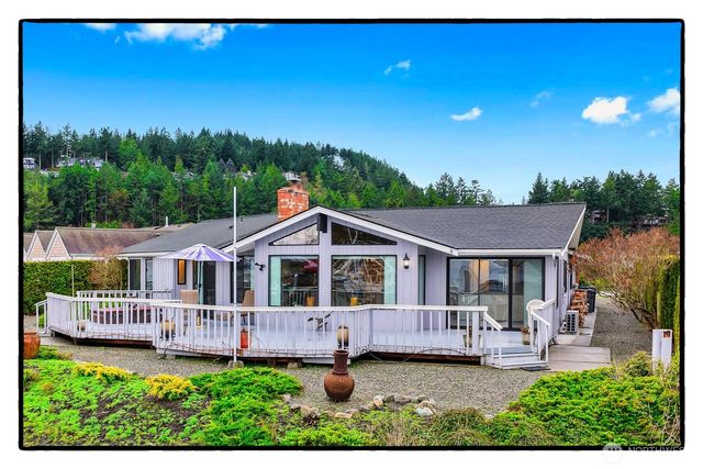 858 Kalispell Drive, La Conner, WA 98257