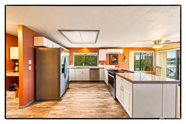 858 Kalispell Drive, La Conner, WA 98257