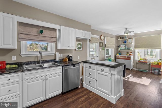 949 BLACKBIRD LANDING RD, Townsend, DE 19734