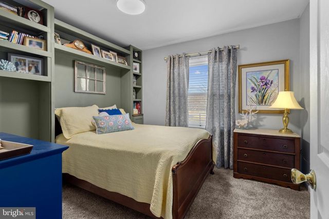 949 BLACKBIRD LANDING RD, Townsend, DE 19734