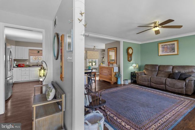 949 BLACKBIRD LANDING RD, Townsend, DE 19734