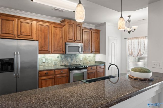 15828 Landview Lane, Athens, AL 35613