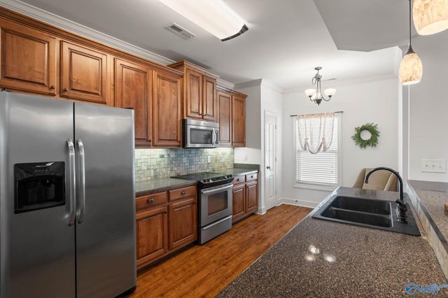 15828 Landview Lane, Athens, AL 35613