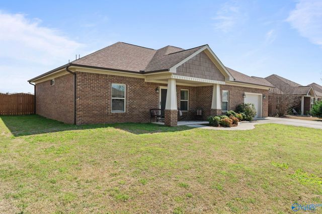 15828 Landview Lane, Athens, AL 35613