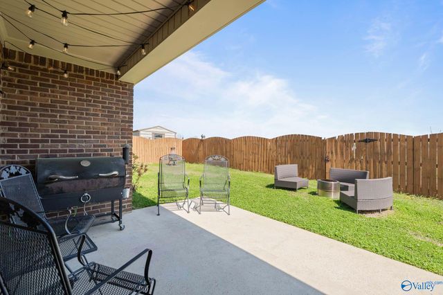 15828 Landview Lane, Athens, AL 35613