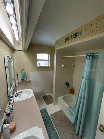 240 SANTA ROSA DRIVE, Winter Haven, FL 33884