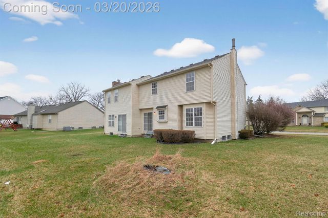 38733 Covington Drive, Wayne, MI 48184
