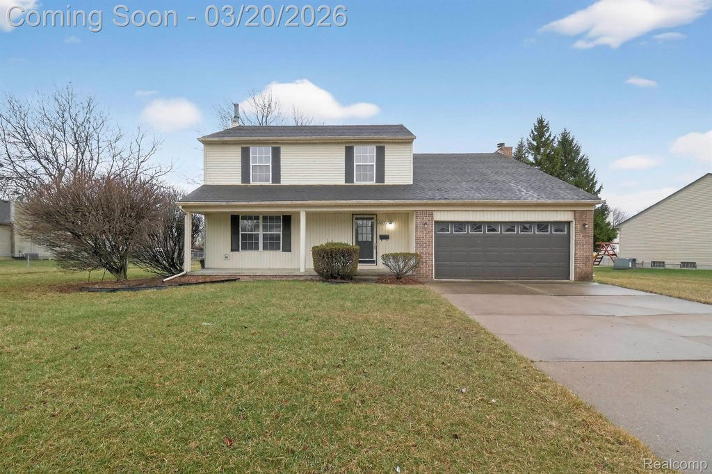 38733 Covington Drive, Wayne, MI 48184