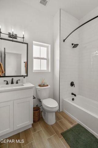 612 Paseo Campanero Street, Horizon City, TX 79928