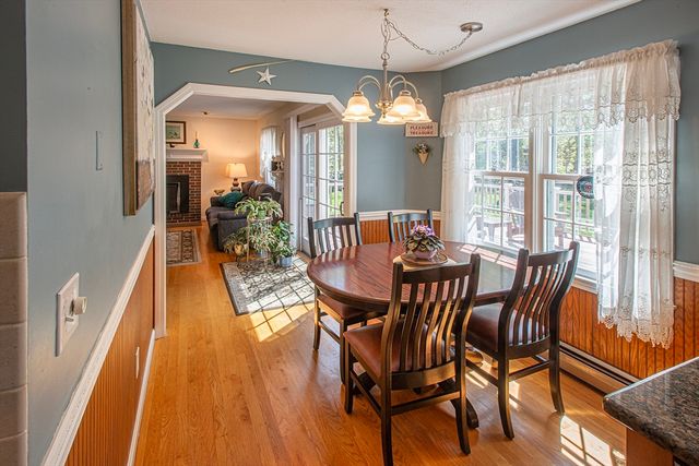 15 Evergreen Road, Northampton, MA 01053