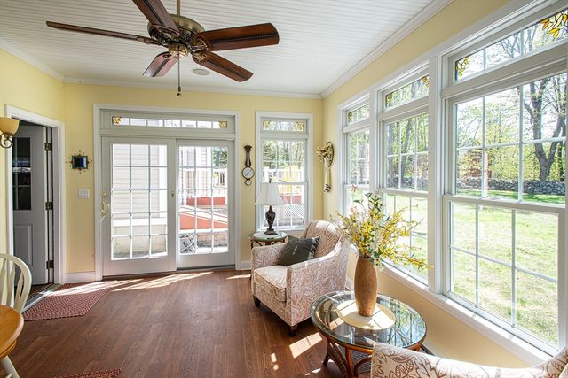 15 Evergreen Road, Northampton, MA 01053
