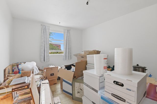 115 W Squantum St 513, Quincy, MA 02171