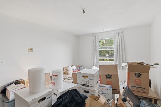 115 W Squantum St 513, Quincy, MA 02171