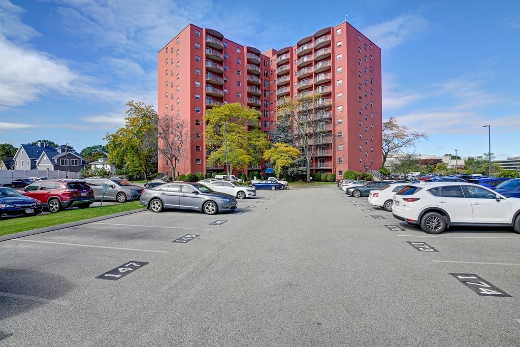 115 W Squantum St 513, Quincy, MA 02171
