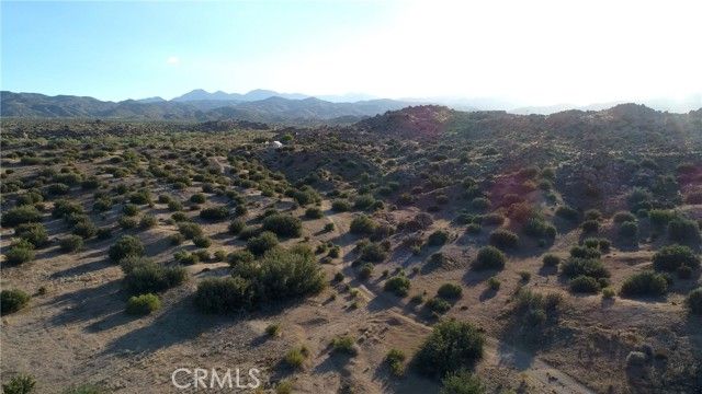 7 Oak Drive, Pioneertown, CA 92268