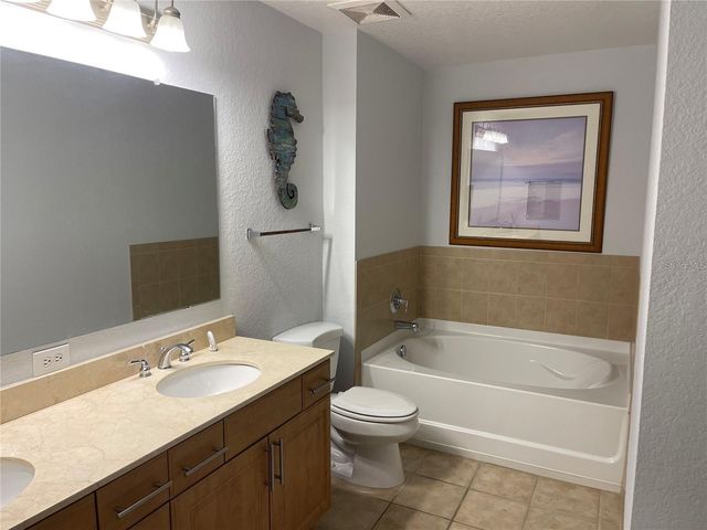 1064 N TAMIAMI TRAIL 1122, Sarasota, FL 34236