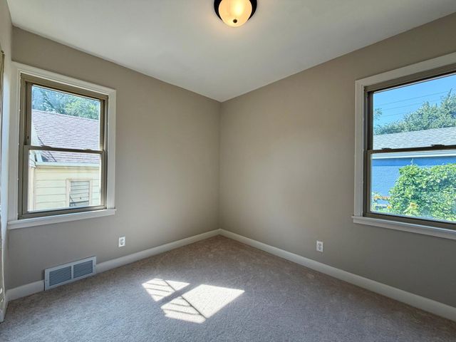 5701 Humboldt Avenue N, Brooklyn Center, MN 55430