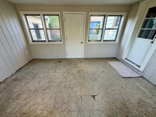 5701 Humboldt Avenue N, Brooklyn Center, MN 55430