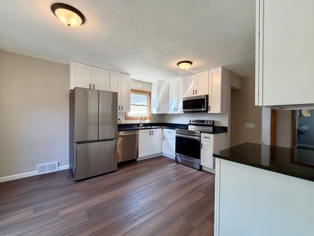 5701 Humboldt Avenue N, Brooklyn Center, MN 55430