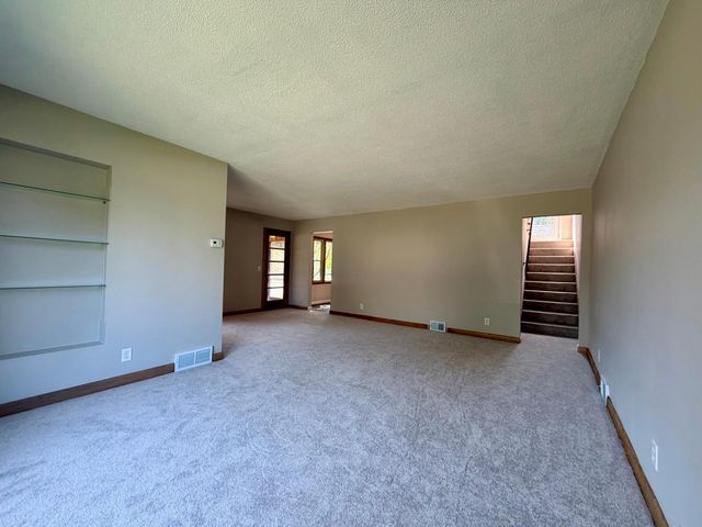 5701 Humboldt Avenue N, Brooklyn Center, MN 55430